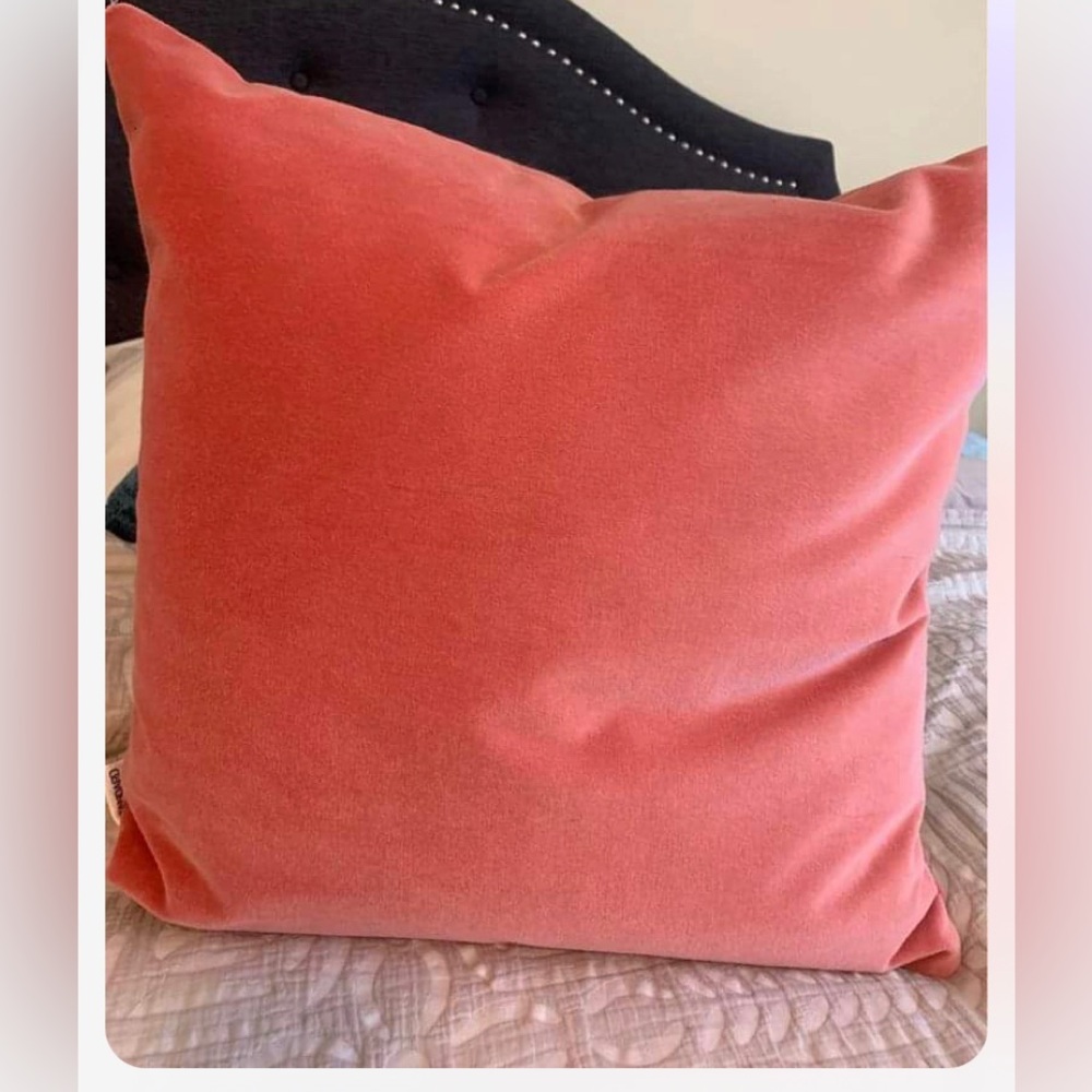 21 inch Coral throw pillow. Like new! Velvet texture